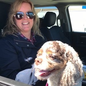 Welcome To my closet 😊